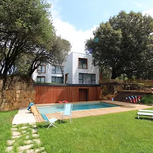 1 Dormitorio, Jardín Y Piscina - Montesomo Сasa de vacaciones